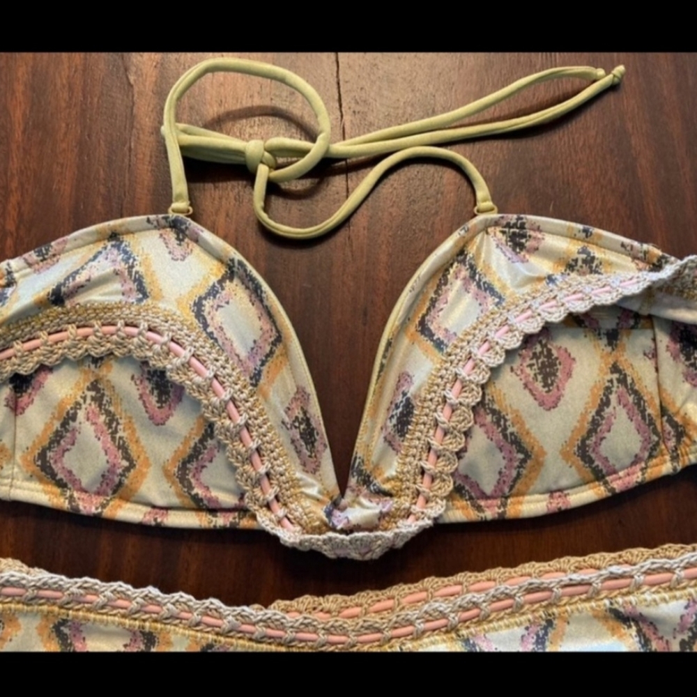 Capittana Swim Set - Picture 2 of 4